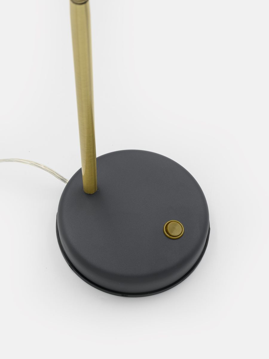 Настольная лампа ARTSTYLE HT-703B