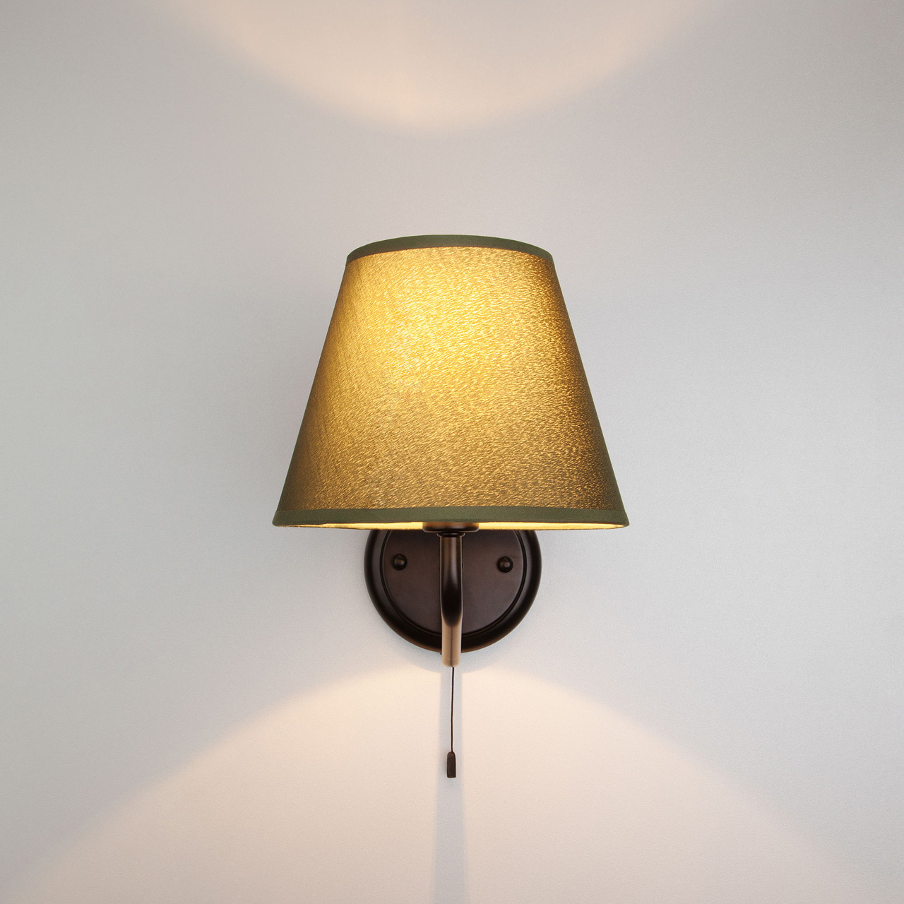 Бра Eurosvet Ornato 70074/1 черный