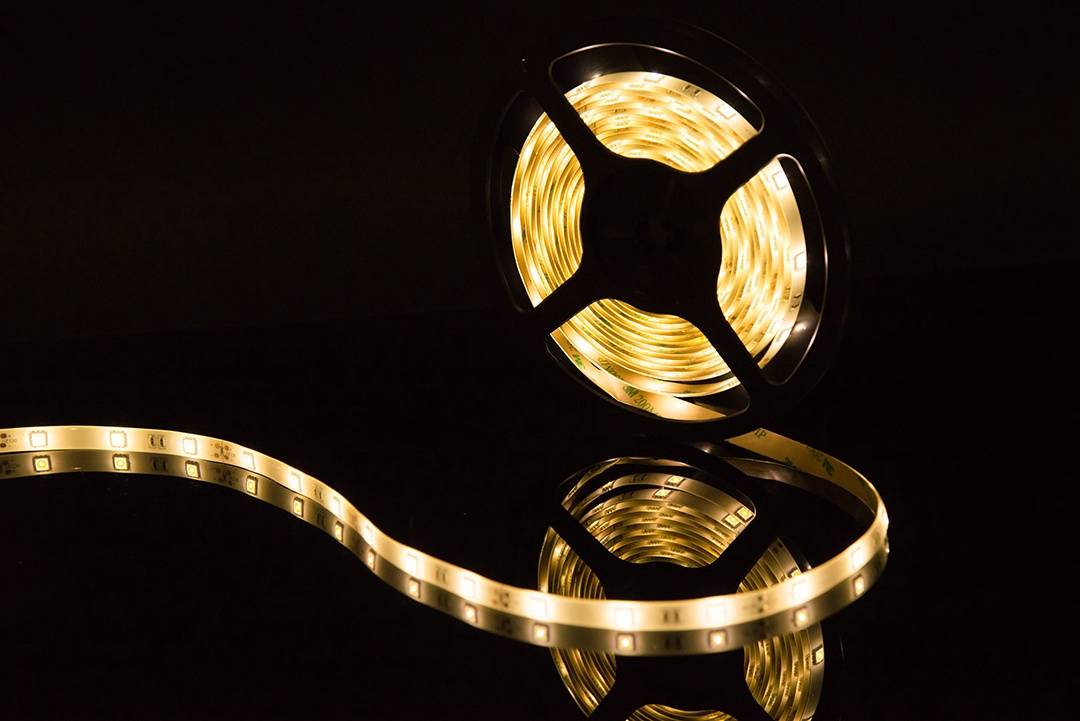 Светодиодная лента SWG SWG530-12-7.2-WW-65 000076