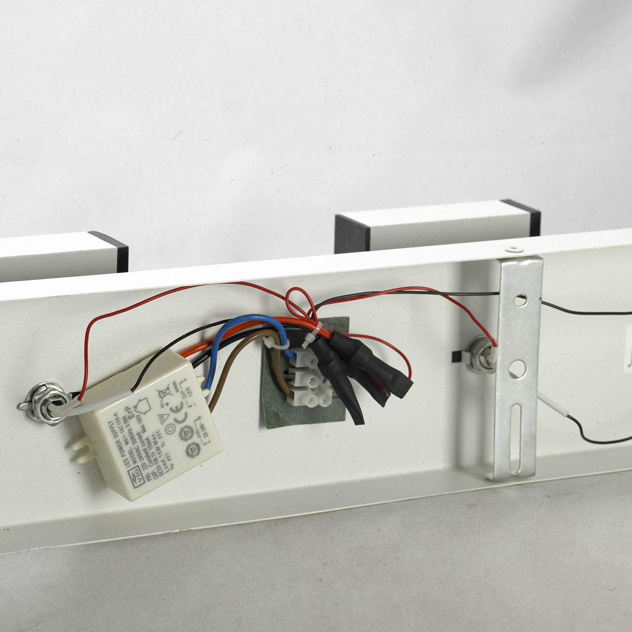 Светодиодный спот Lussole Loft LSP-8013