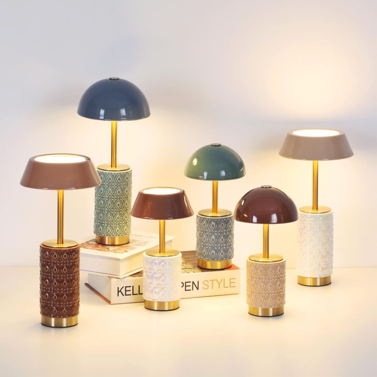 Настольная лампа беспроводная Odeon Light L-Vision Lulu 5454/6TL