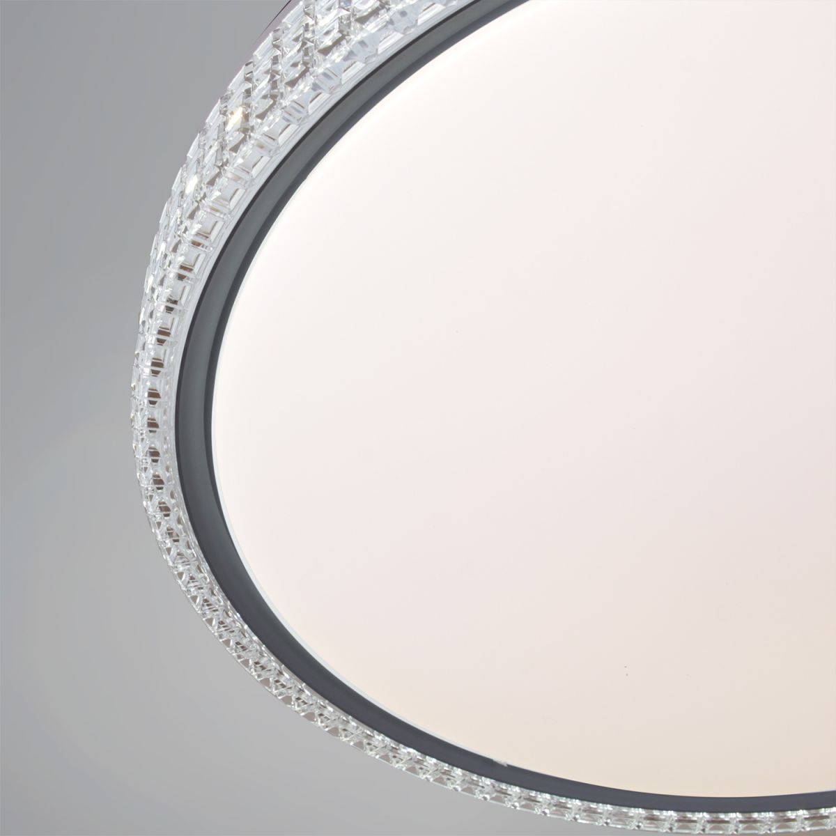 Светодиодные люстры и светильники Reluce 25616-0.5-500 GR