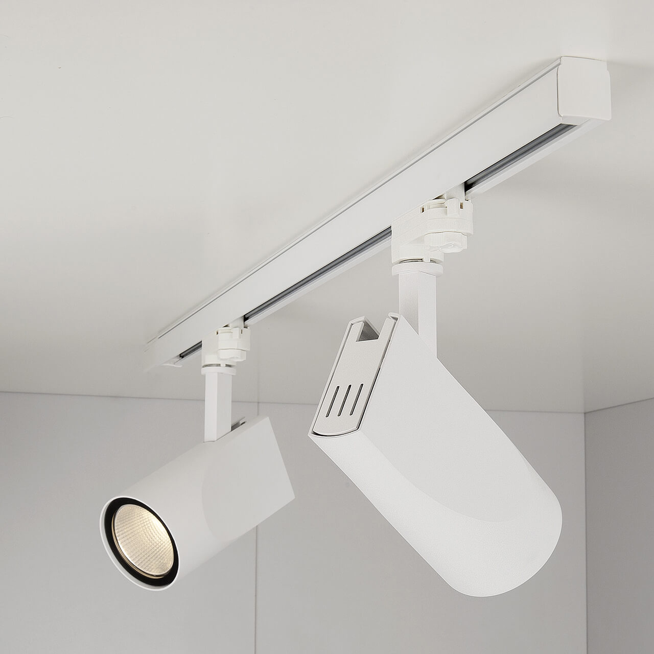 Трековый светодиодный светильник Elektrostandard Vista белый 32W 3300K 4690389111488