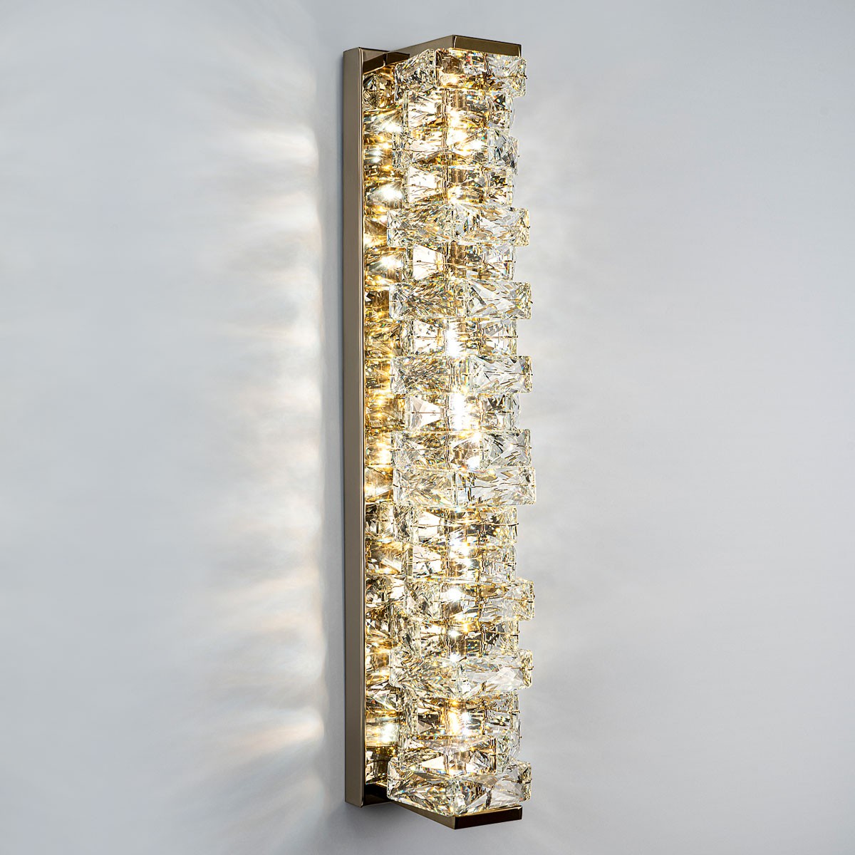 Настенный светильник Modelux ML.541.600 GD