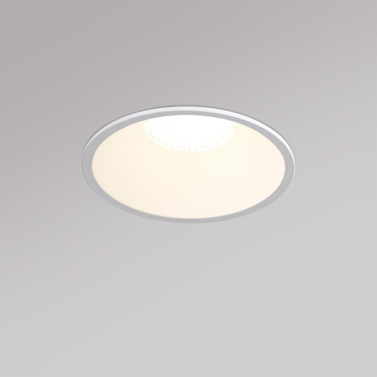 Встраиваемый светильник с переключателем цветовой температуры и угла рассеивания Novotech Wir Nova 359854