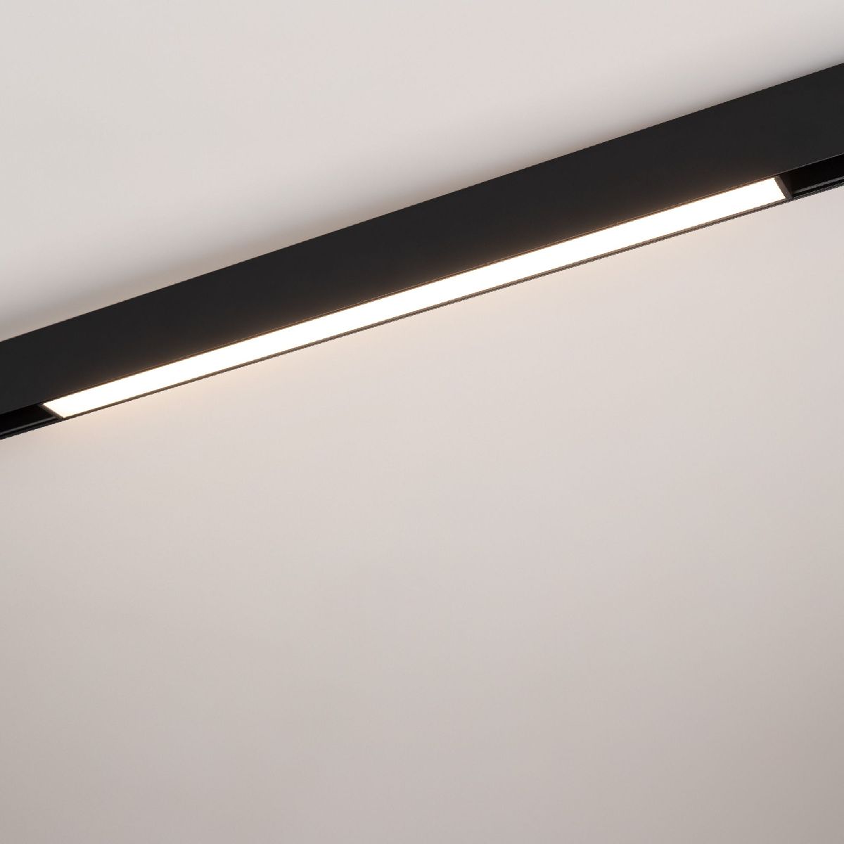 Трековый магнитный светильник Arlight MAG-ORIENT-FLAT-L465-12W Warm3000 048731