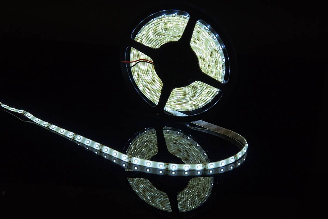 Светодиодная лента SWG SWG360-12-4.8-W-65 000049