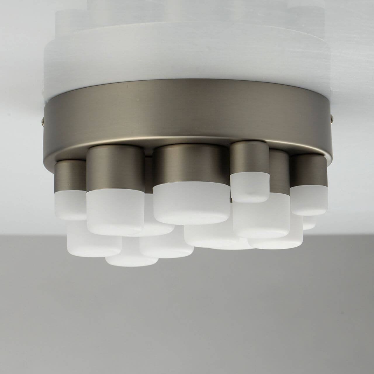 Потолочная светодиодная люстра De Markt Морфей 1 710010315