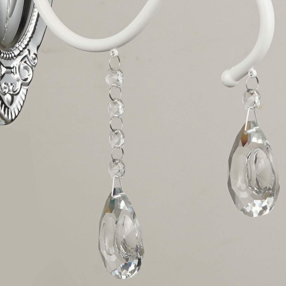 Бра Reluce 03809-0.2-01 WT+CH