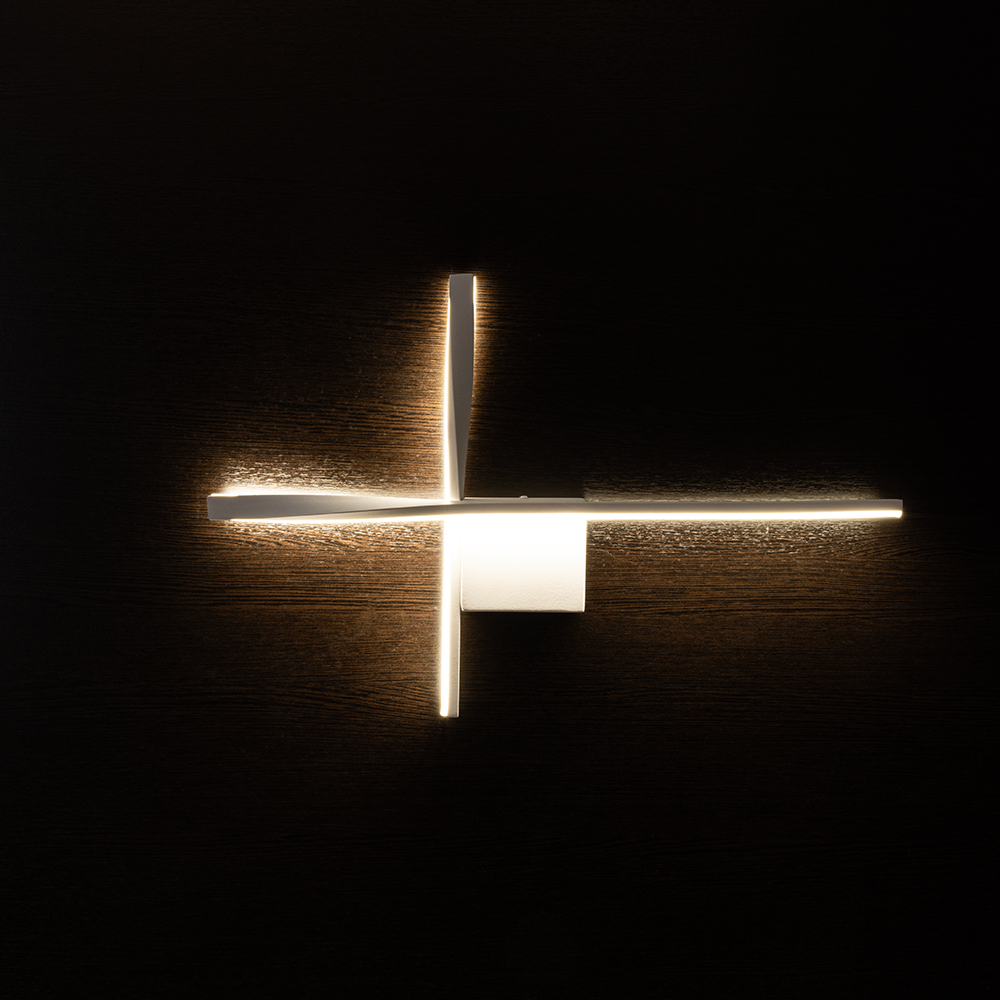 Настенный светильник Arte Lamp Acrux A2217AP-2WH