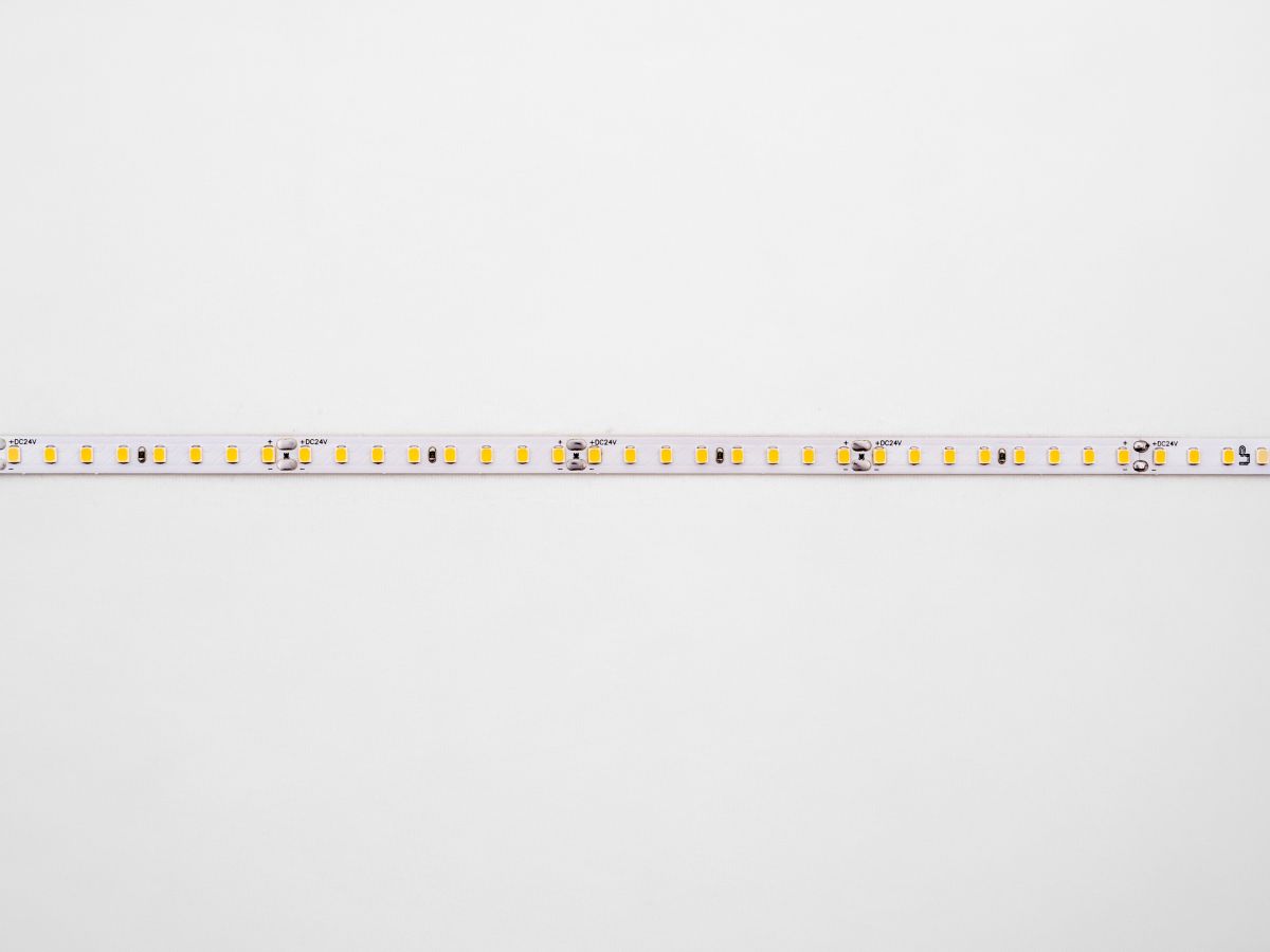 Светодиодная лента LEDS POWER 2835 128/м (12Вт/м) 24В теплая, серия ПРО140 005188