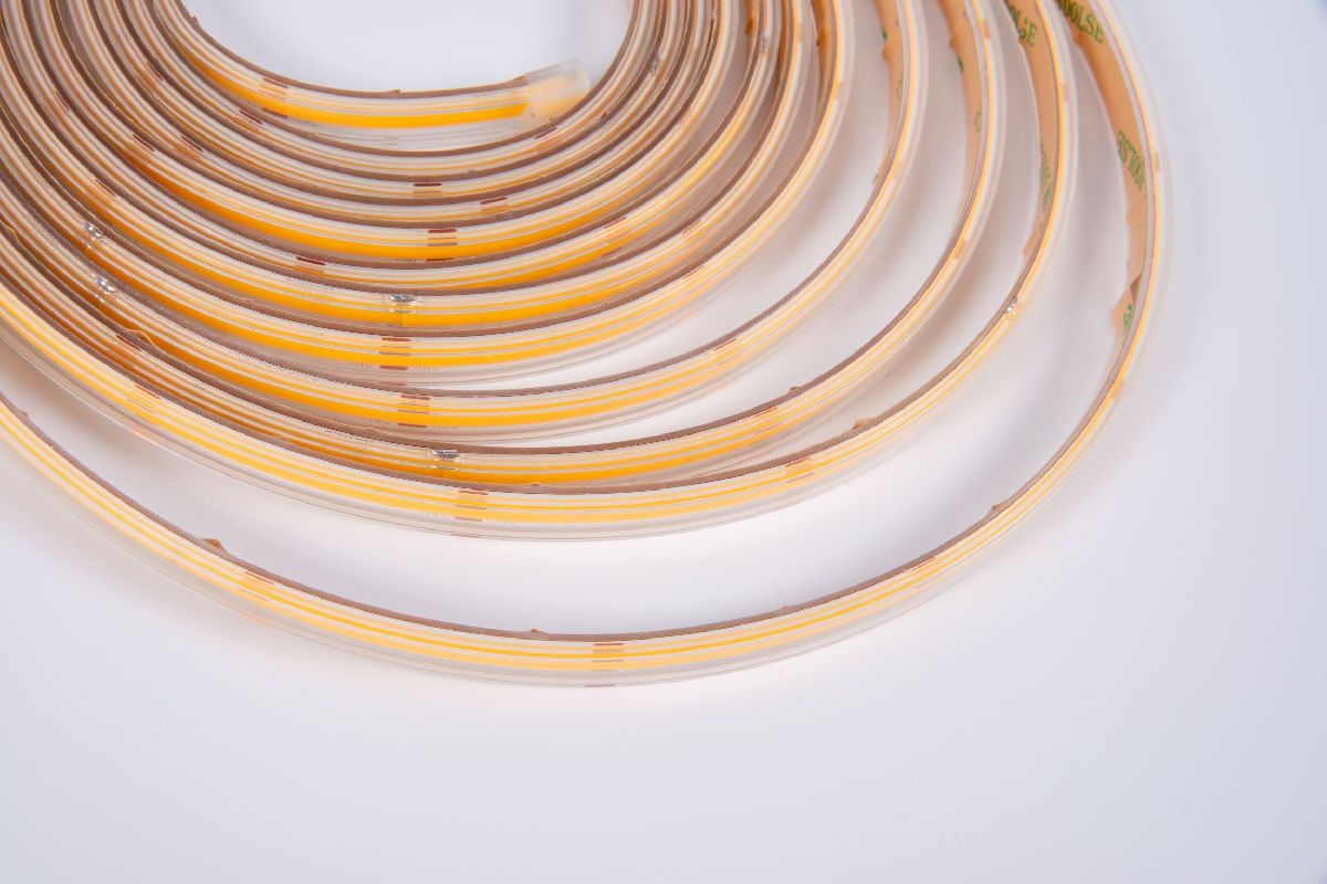 Влагозащищенная светодиодная лента Fiberli 480S-30-67 24В 9,6Вт/м 3000К 5м IP67 12840102