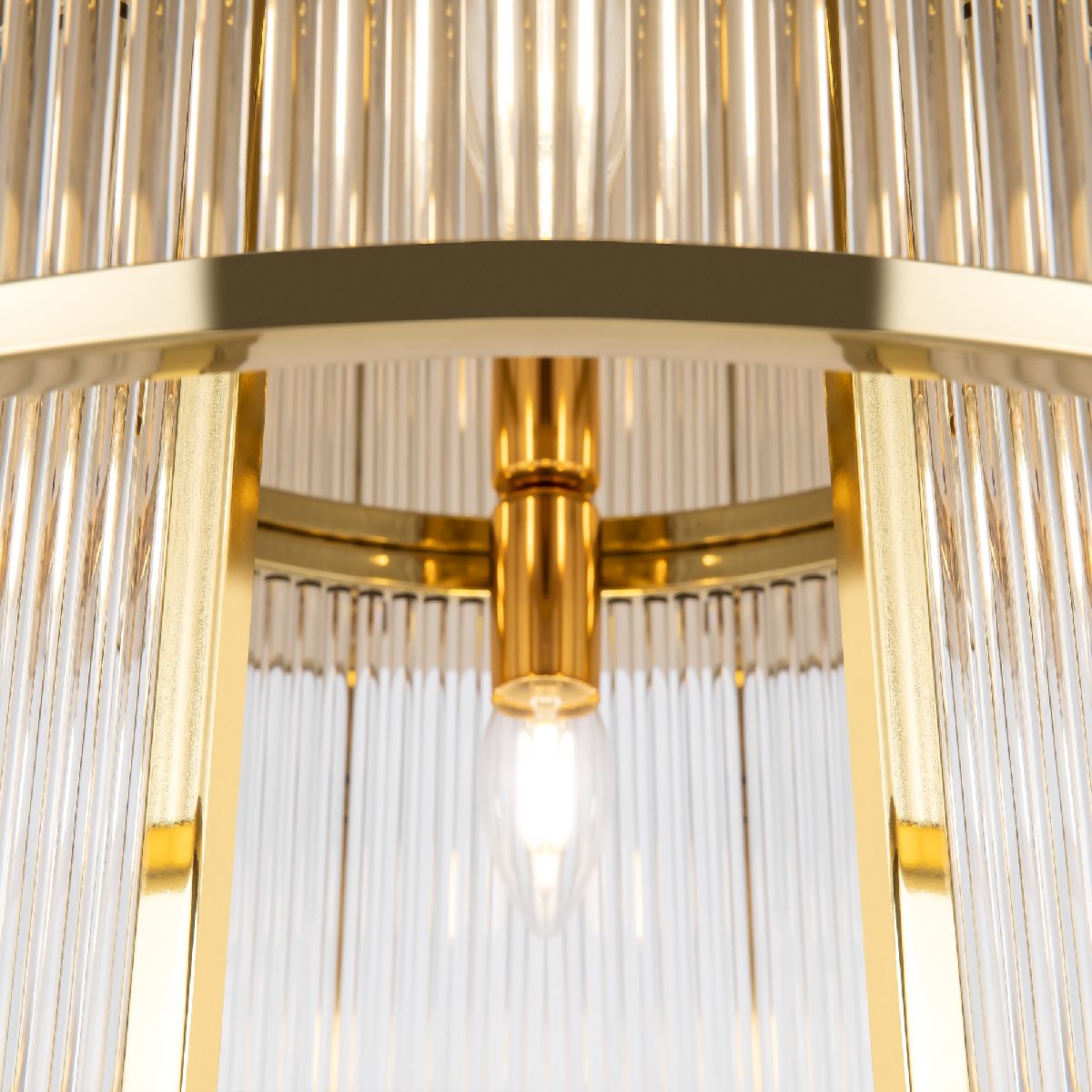 Потолочная люстра Maytoni Frame MOD174CL-06G