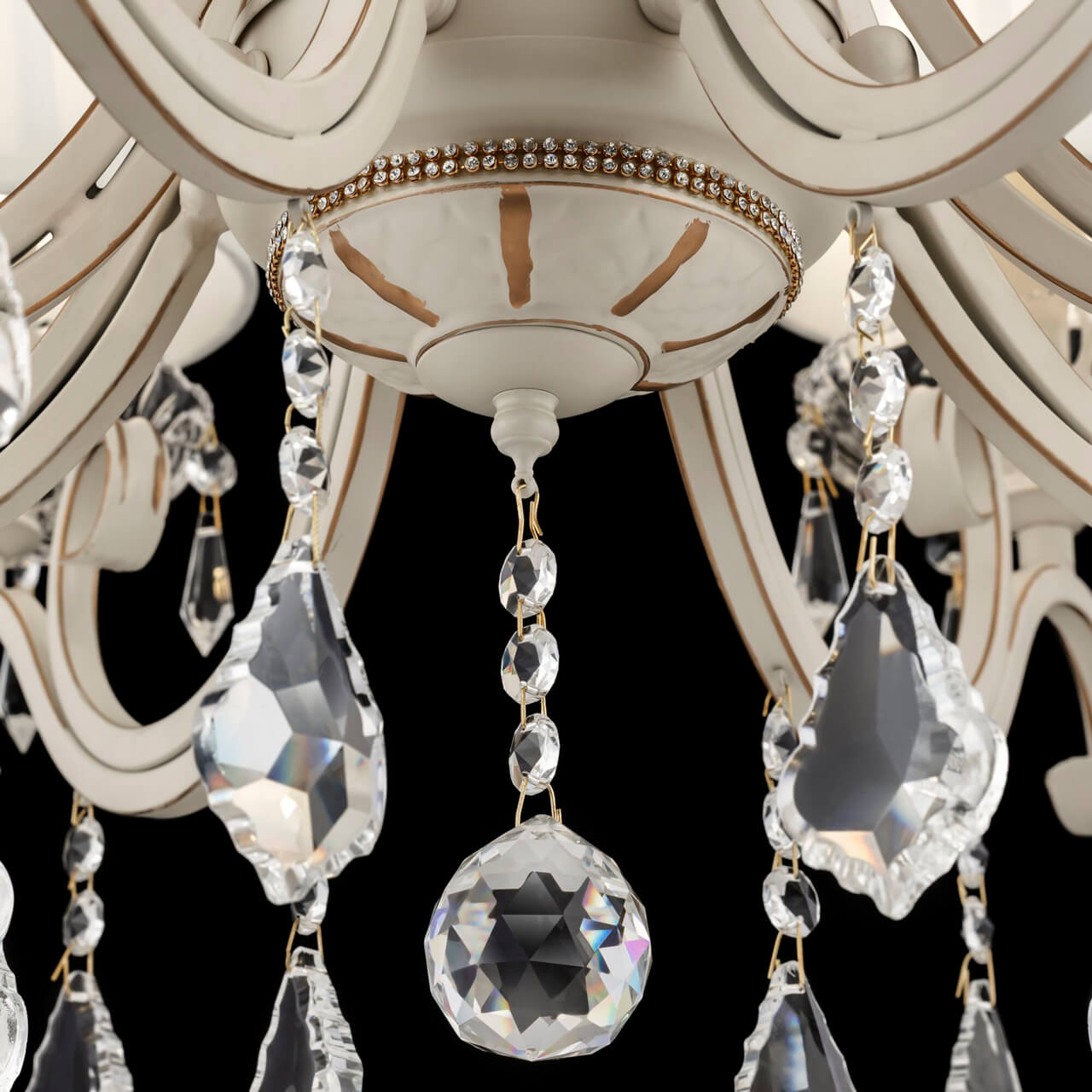 Подвесная люстра Maytoni Triumph ARM288-08-G