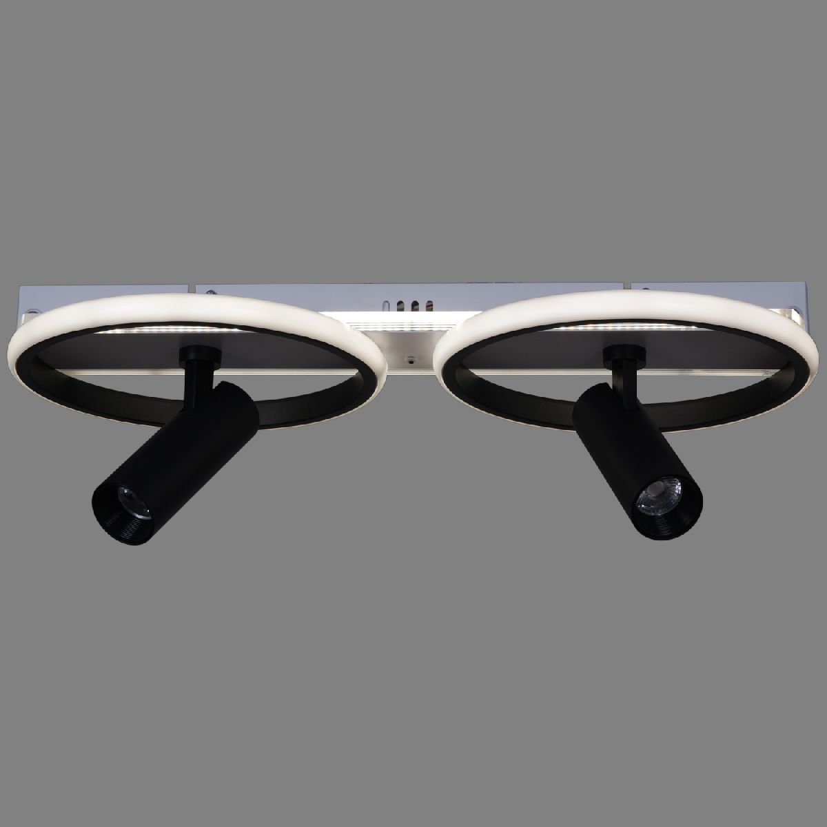 Потолочная люстра Reluce 77804-3.3-2+2