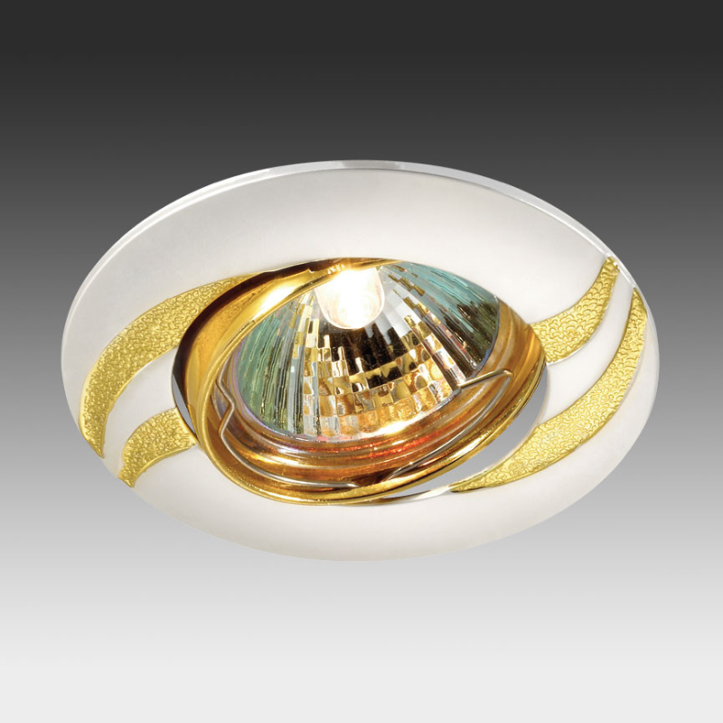 Точечный светильник на кухню Novotech Fudge 369621