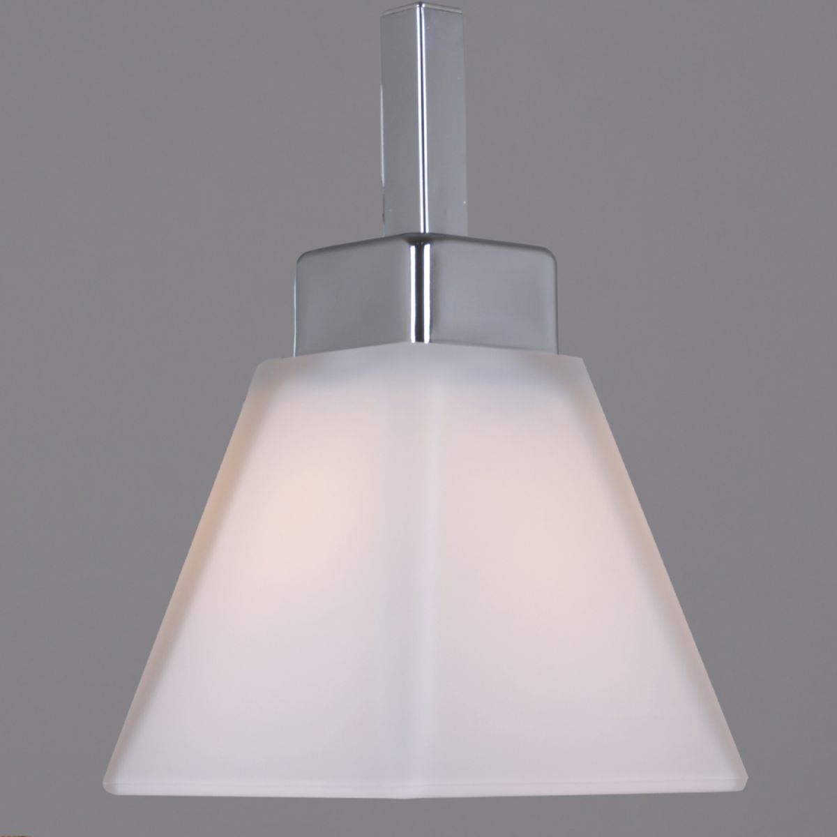 Люстра на штанге Reluce 23570-0.3-05