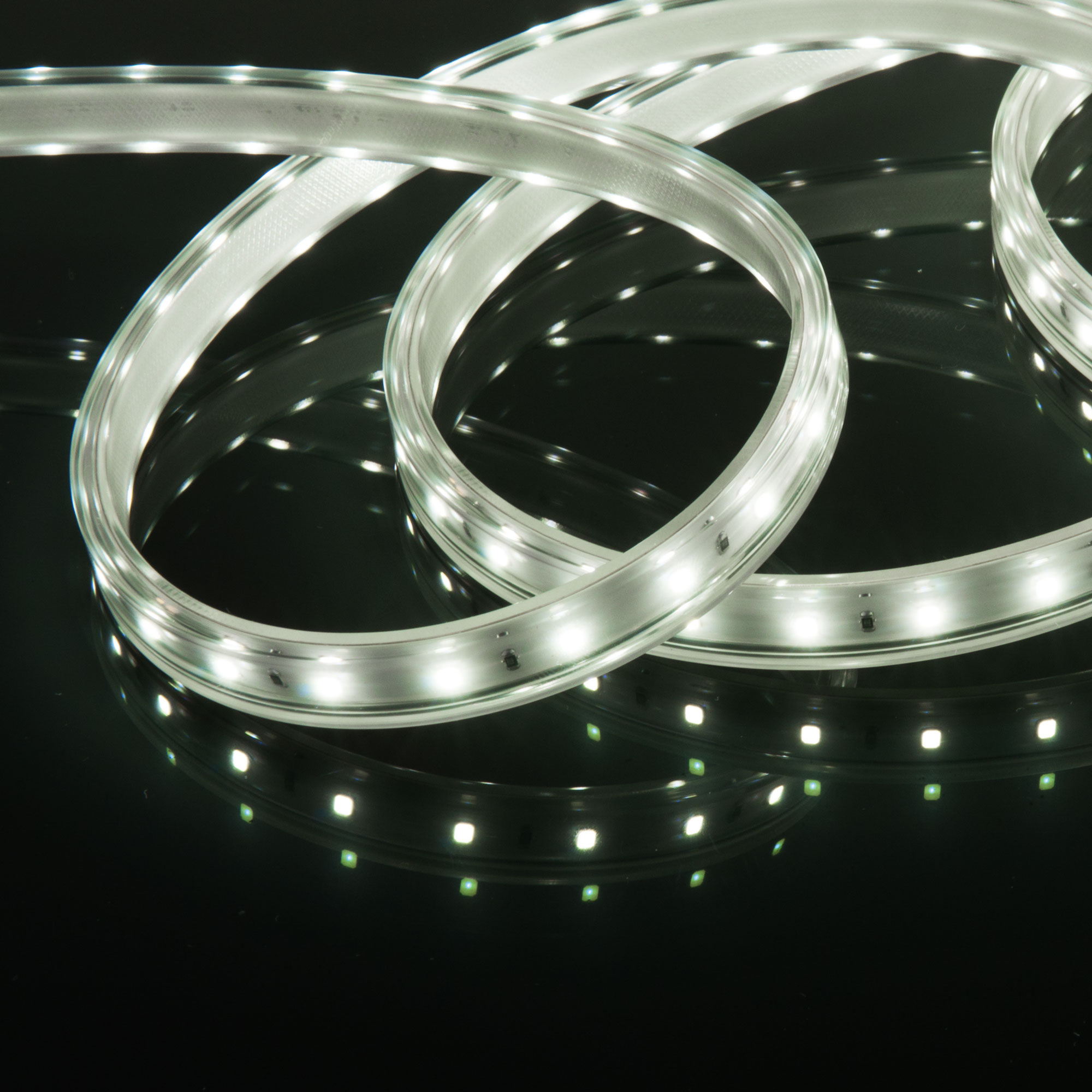 Светодиодная лента Elektrostandard 220V 8W 60Led 2835 IP65 холодный белый, 50 м 4690389170959