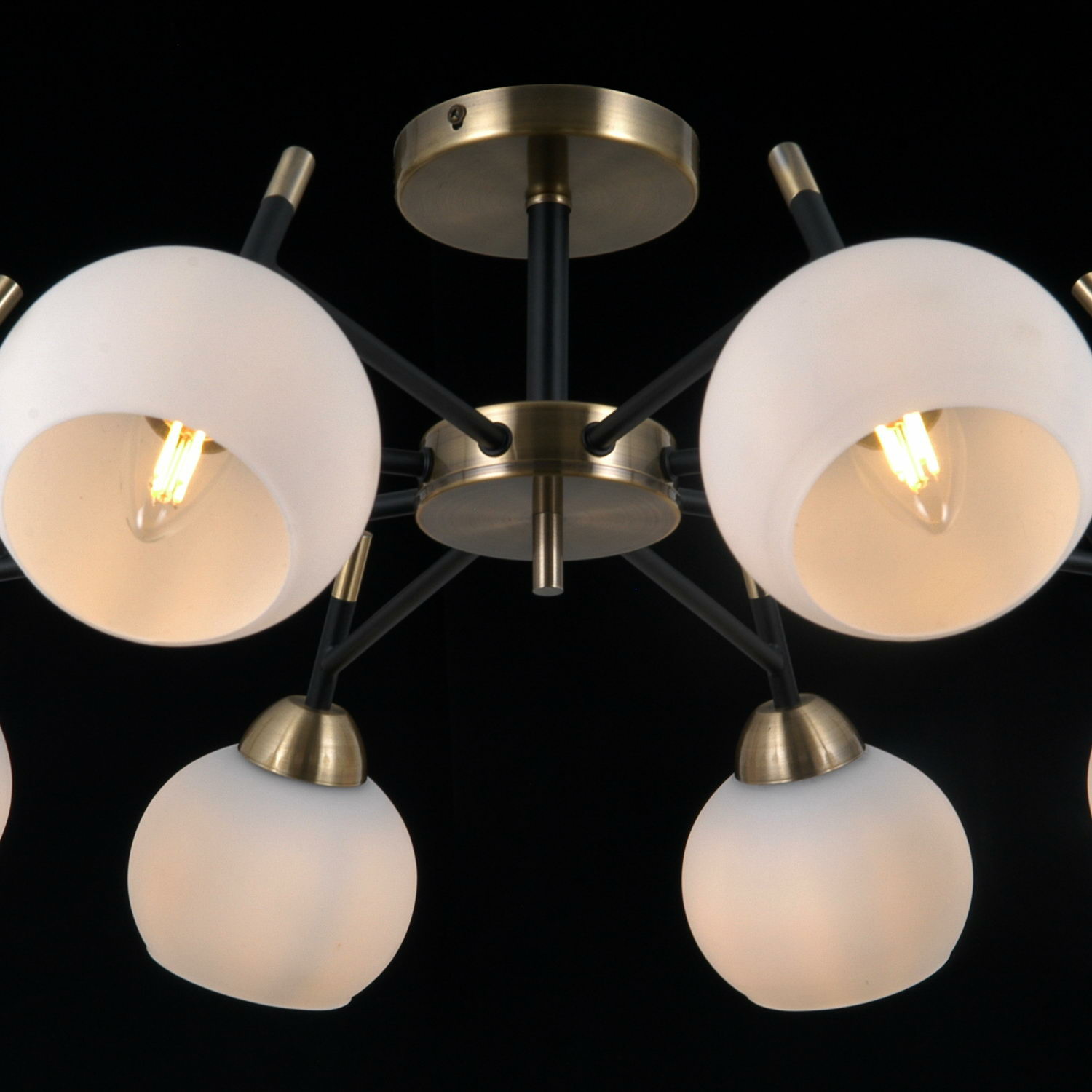 Люстра на штанге Illumico IL0375-8CBSQ-79 BK WT