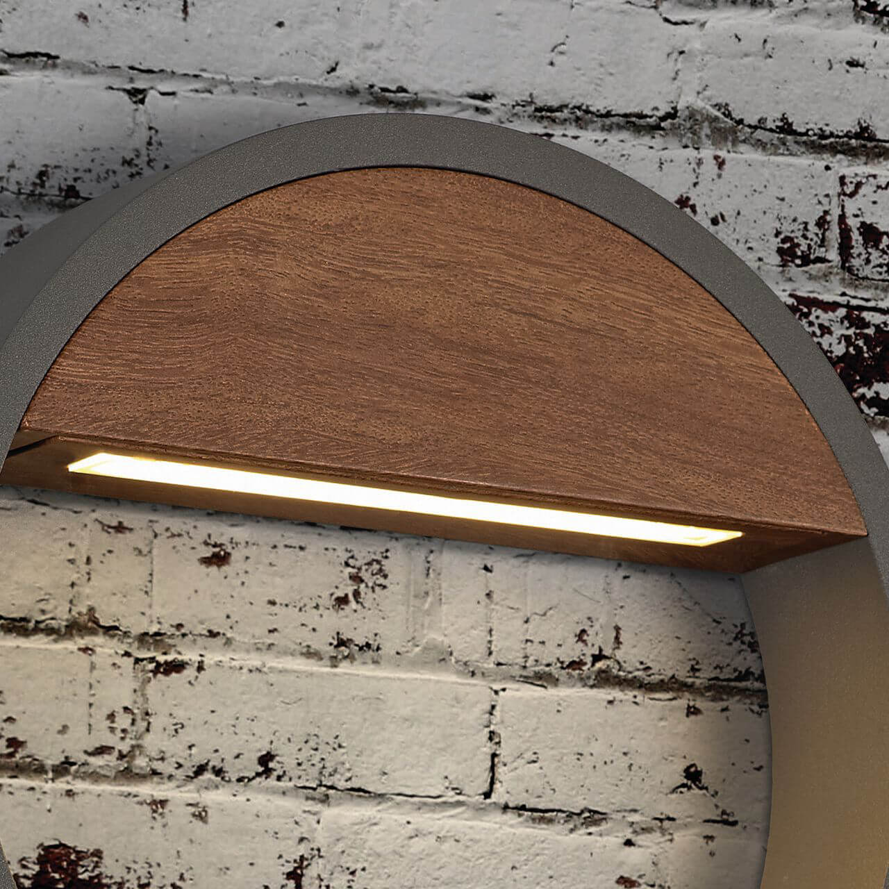 Уличный настенный светильник Mantra Cycle 6850