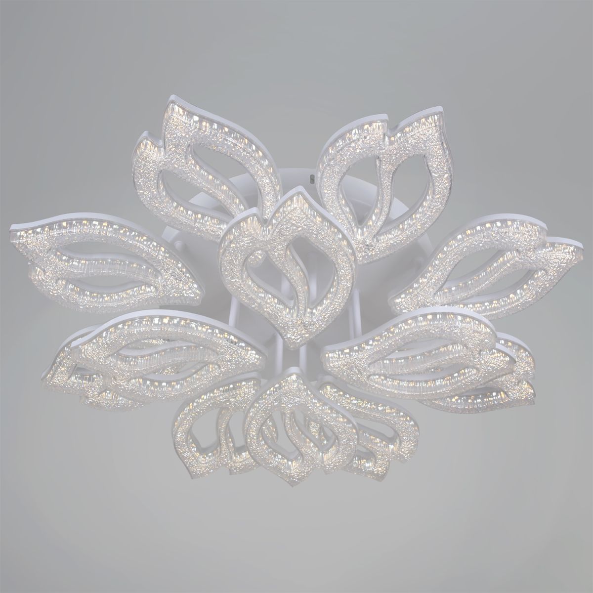 Потолочная люстра Reluce 39290-0.3-8+4 WH