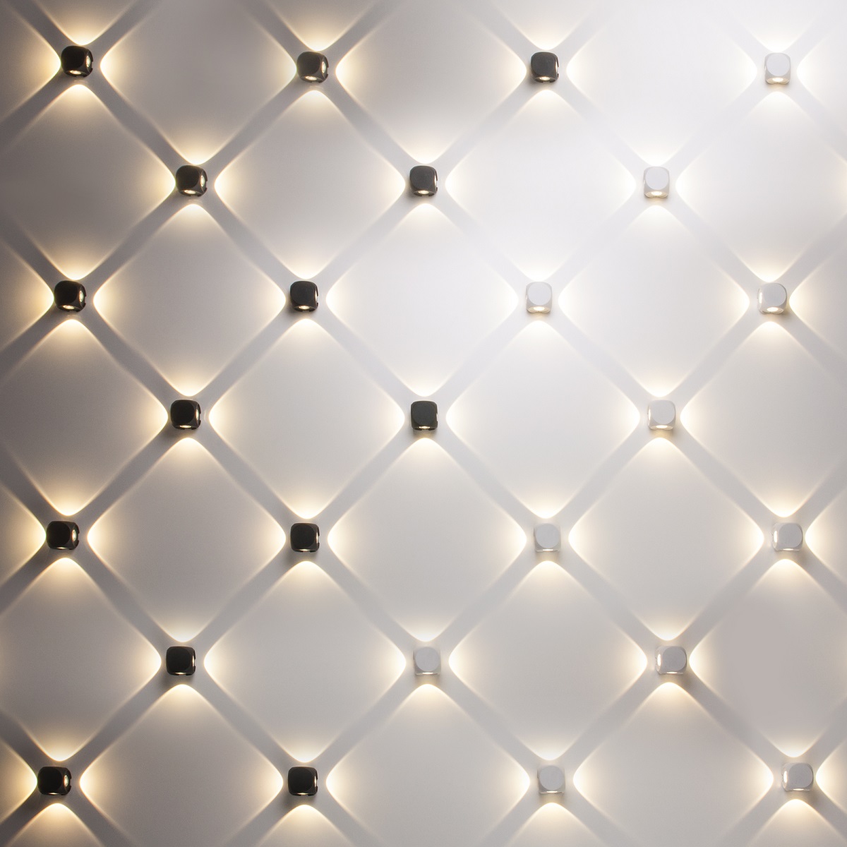 Настенный светильник Elektrostandard 1504 TECHNO LED CUBE черный 4690389147739