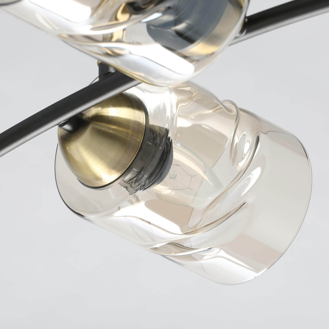 Люстра на штанге DeMarkt 638017704 в Москве