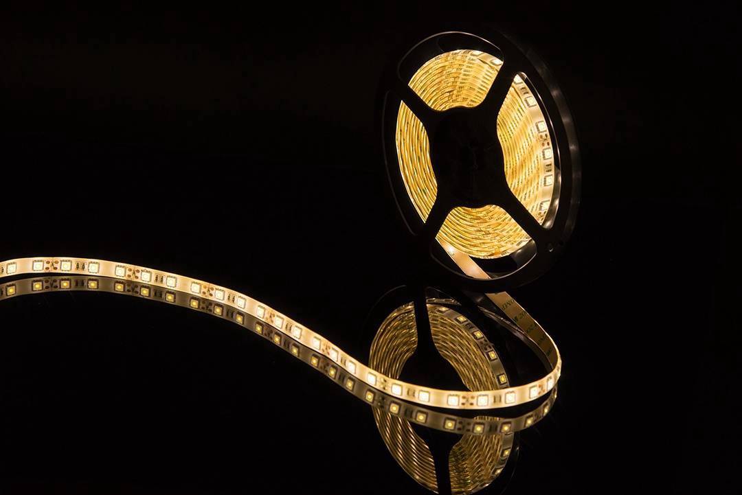 Светодиодная лента SWG SWG560-12-14.4-WW-65-M 009266