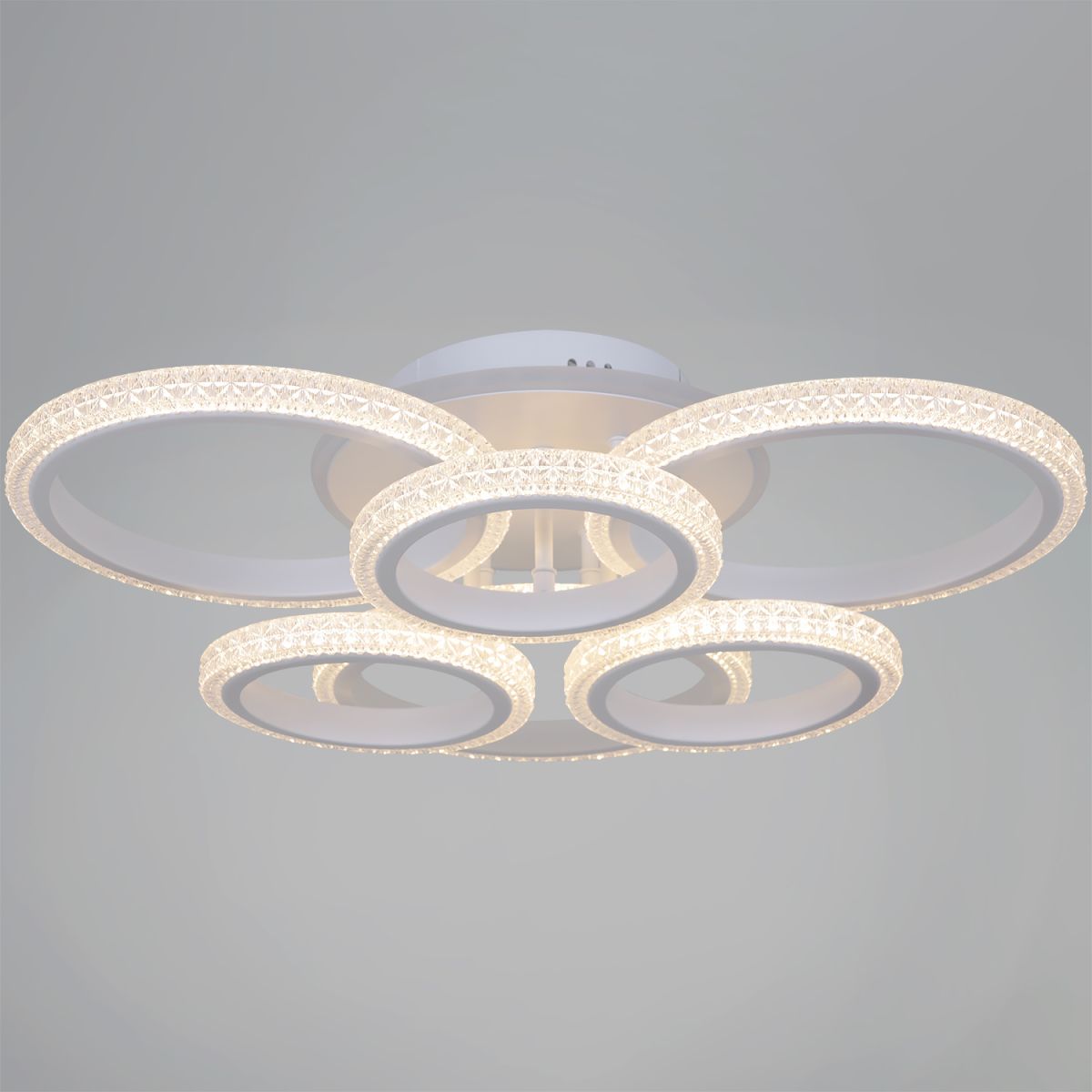 Потолочная люстра Reluce 06333-0.3-3+3A WH (RGB)