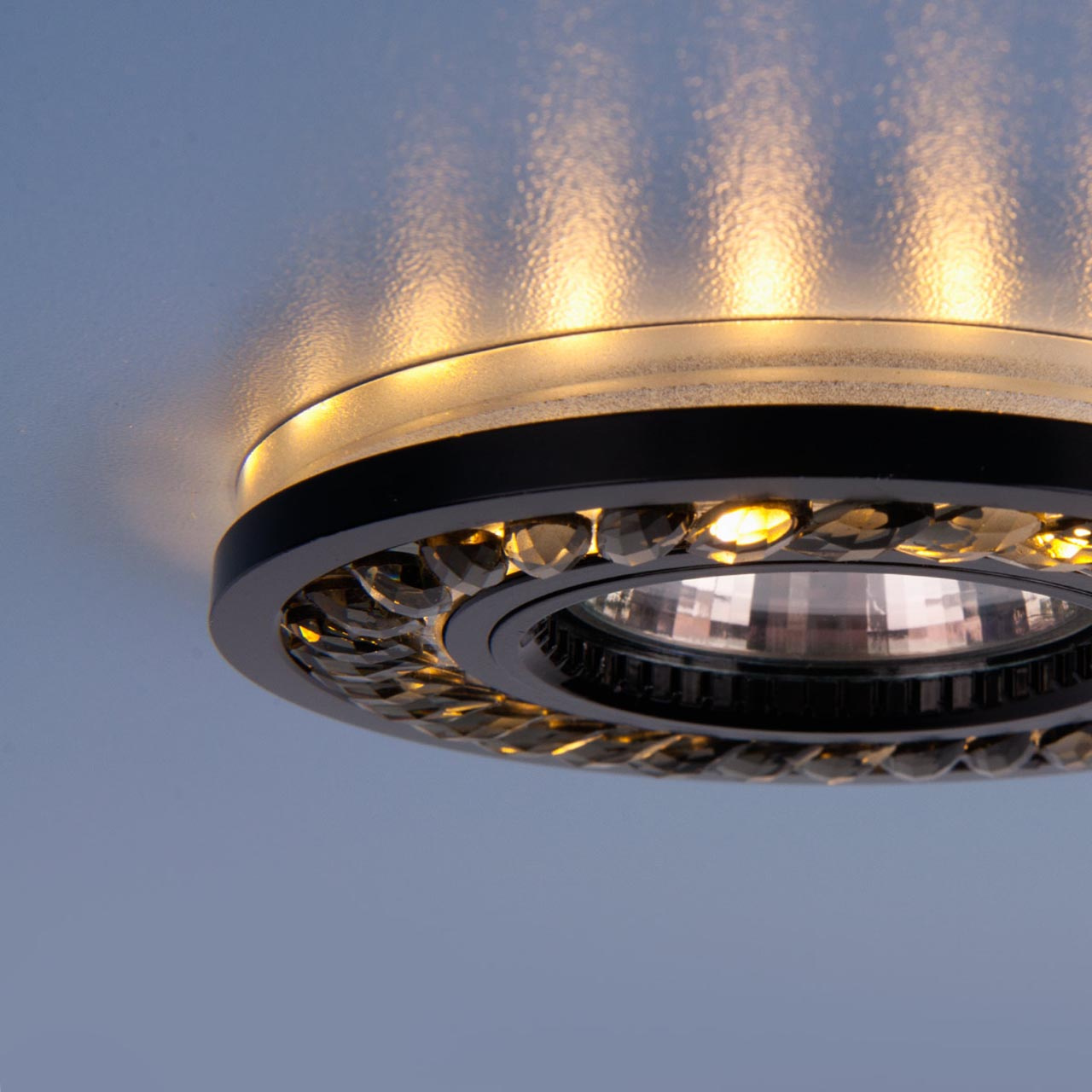 Встраиваемый светильник Elektrostandard 8355 MR16 GC/BK тонированный/черный 4690389105159