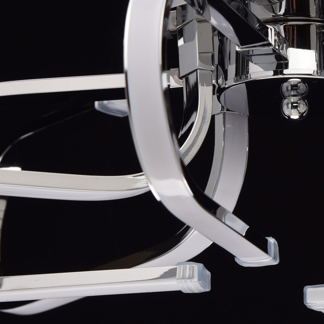 Потолочный светодиодный светильник De Markt Аурих 18 496016608