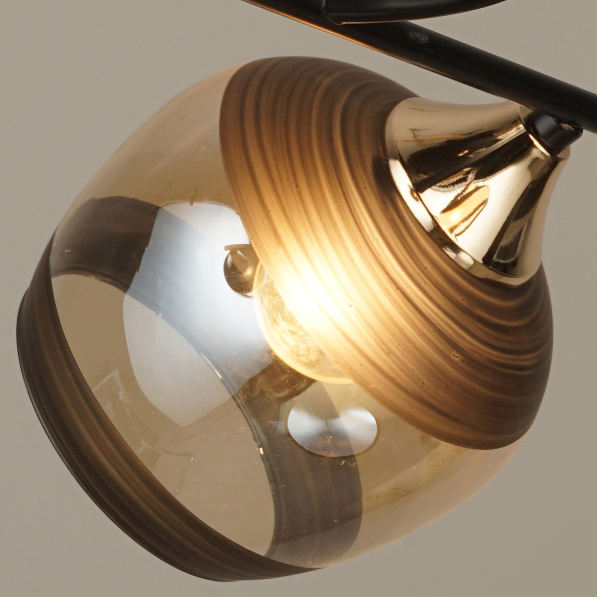 Потолочная люстра Reluce 03615-0.3-03