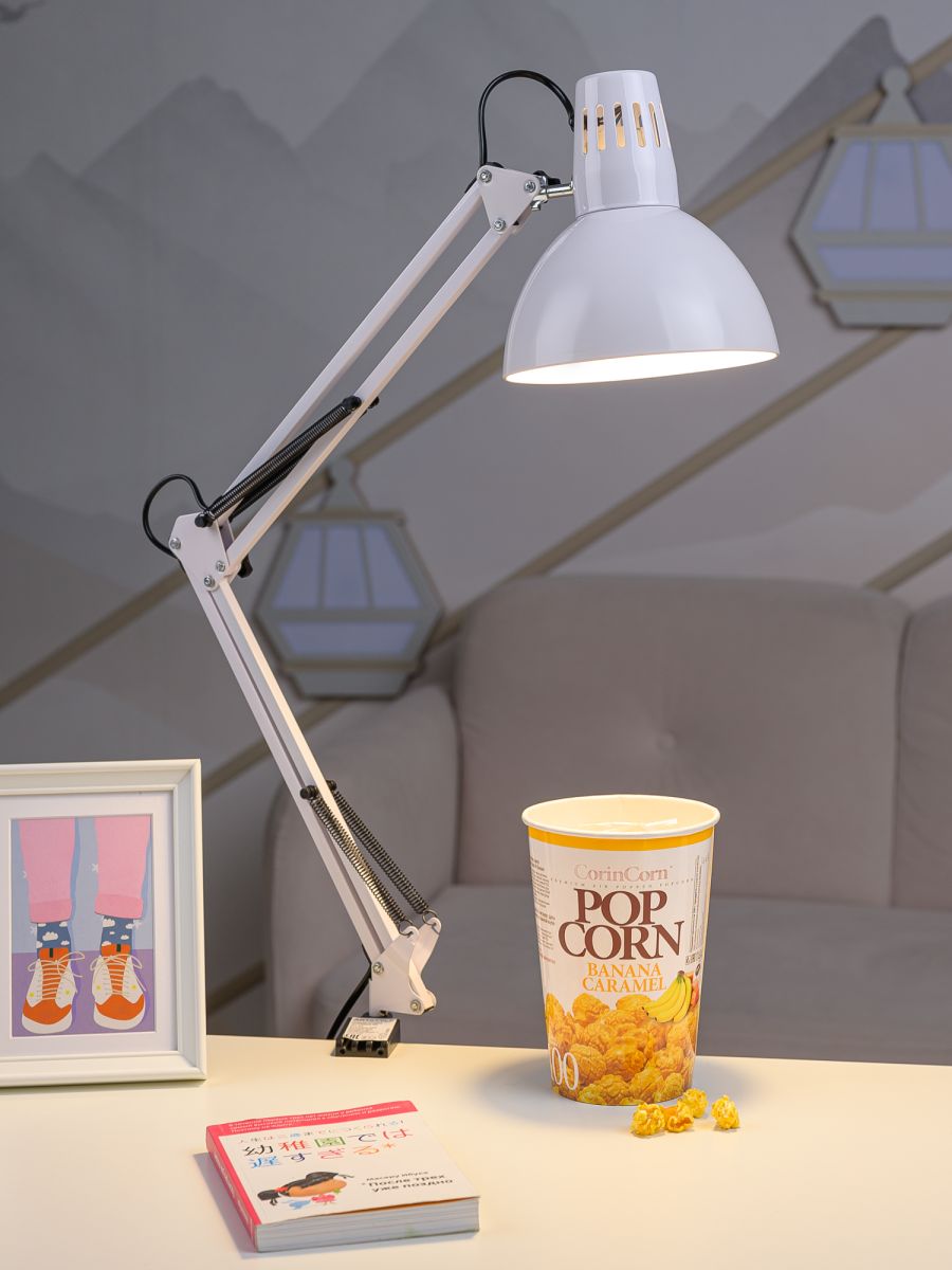 Настольная лампа ARTSTYLE HT-108W