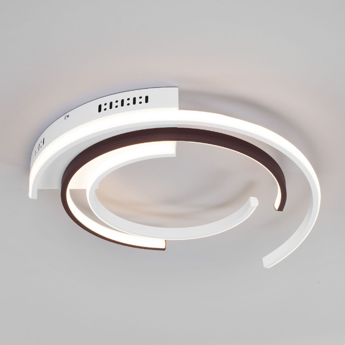 Потолочный светильник Eurosvet Gross 90248/3 белый/коричневый a056154