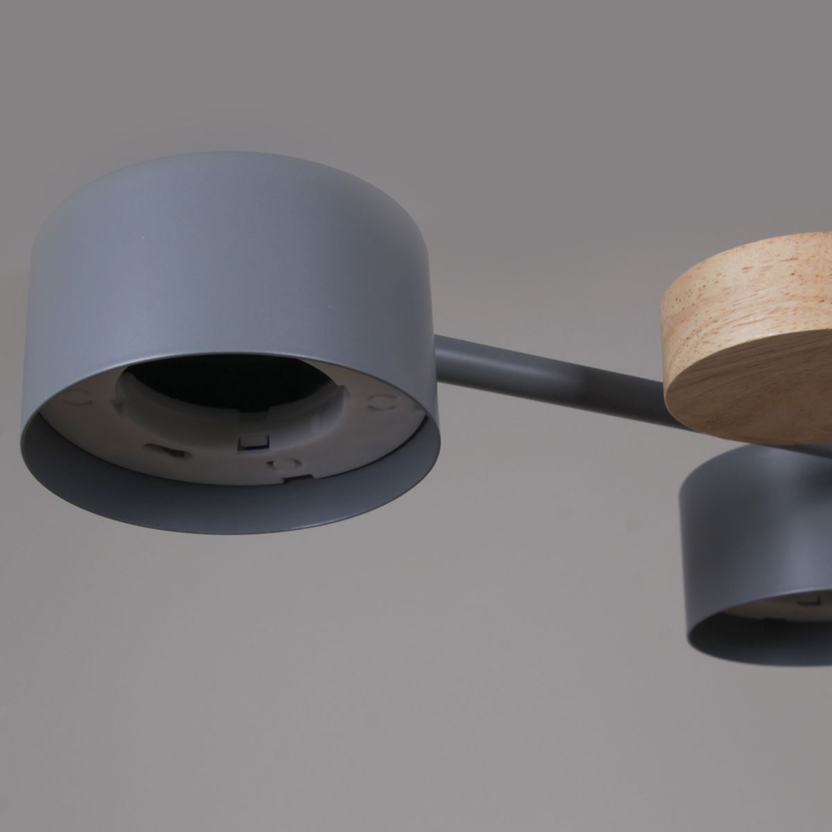 Люстра на штанге Reluce 03758-0.3-06 GREY+WOOD GX53