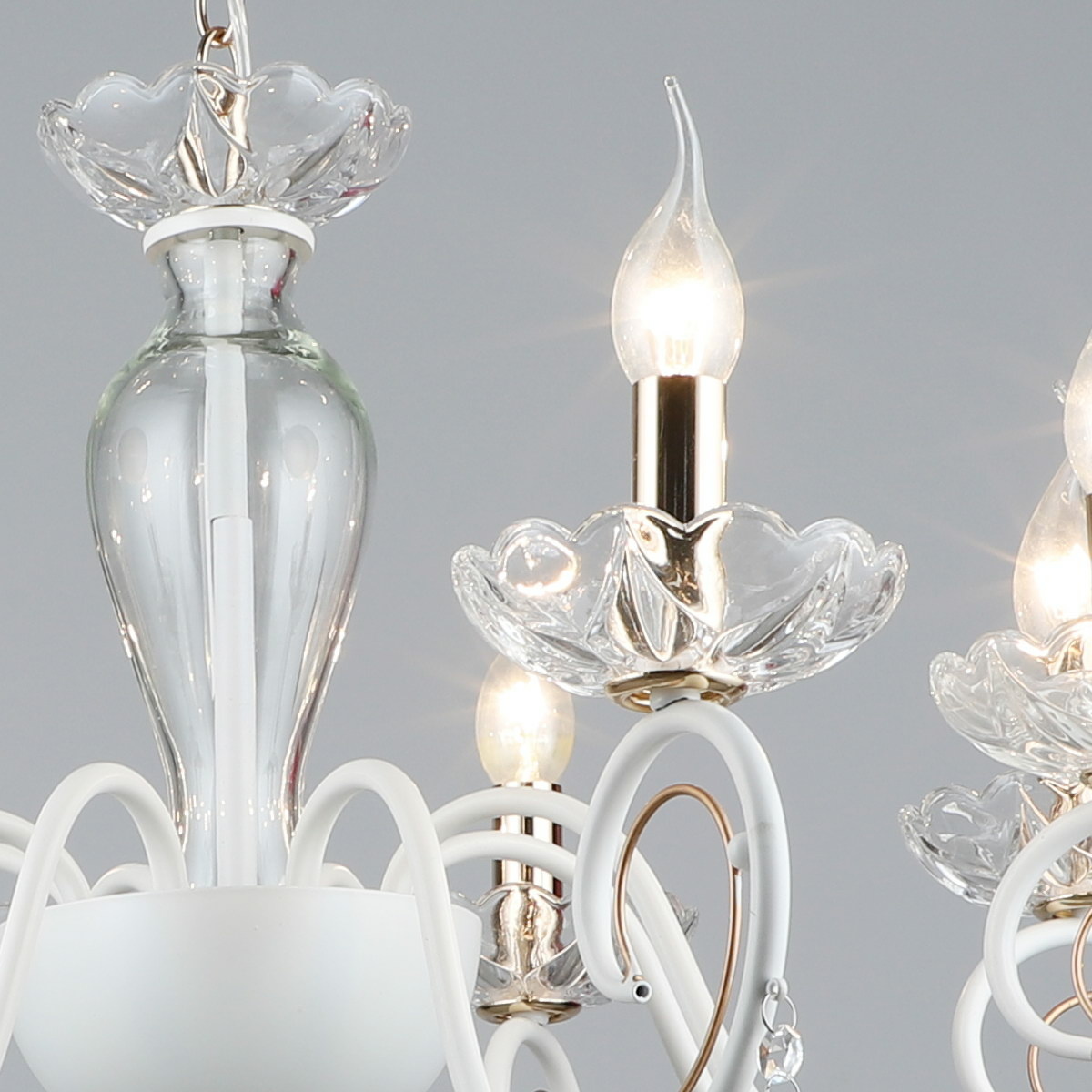 Подвесная люстра Reluce 03950-0.4-08 WT+FGD