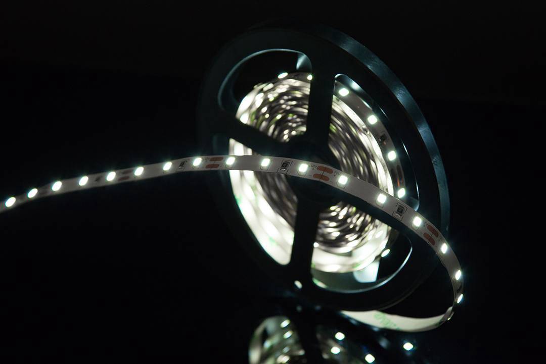 Светодиодная лента SWG SWG260-12-4.8-W 001472