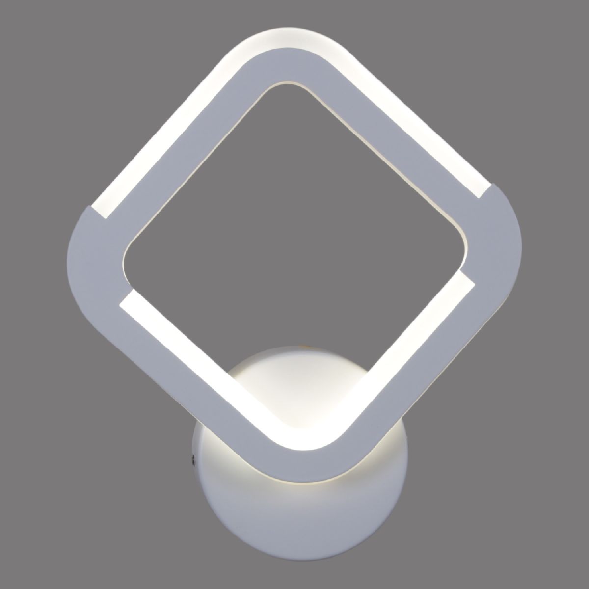 Настенный светильник Reluce 09821-3.2-01 WH