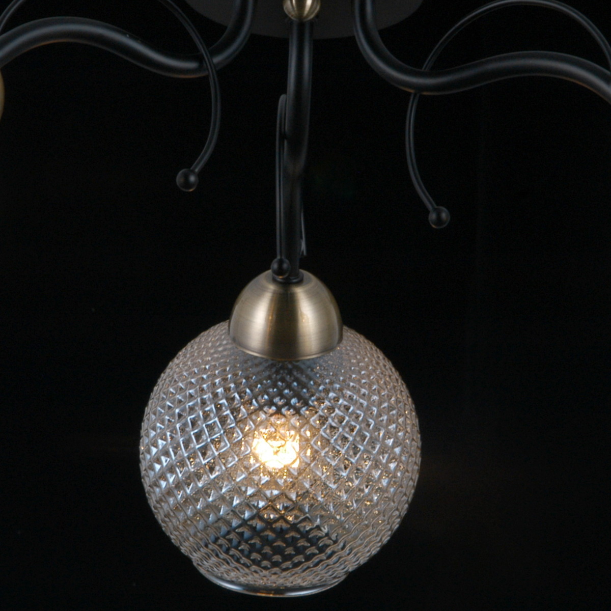 Потолочная люстра Illumico IL0190-3CSQ-79 BK AB