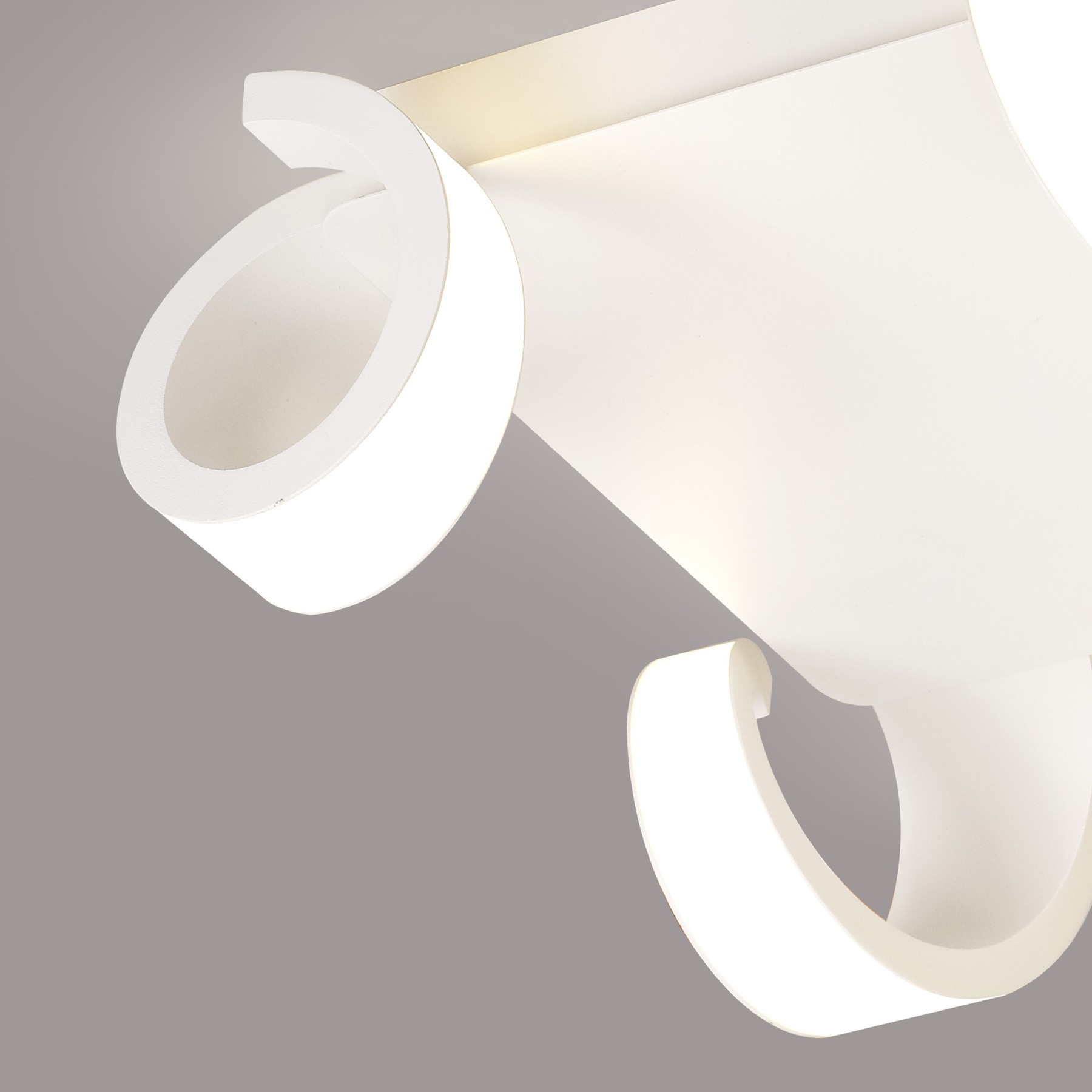 Потолочный светодиодный светильник Mantra Tsunami 6651