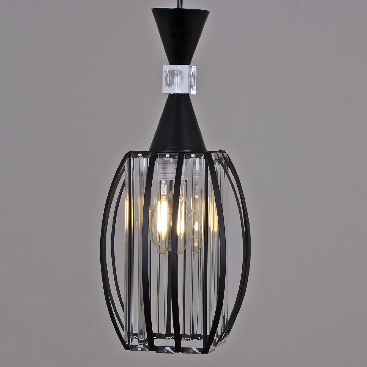 Подвесной светильник Reluce 03868-0.4-01 BK