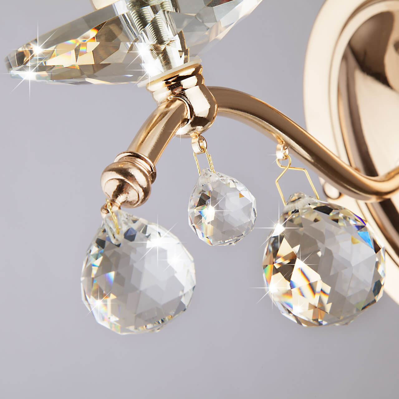 Бра Eurosvet Эстель 10058/1 золото/прозрачный хрусталь Strotskis