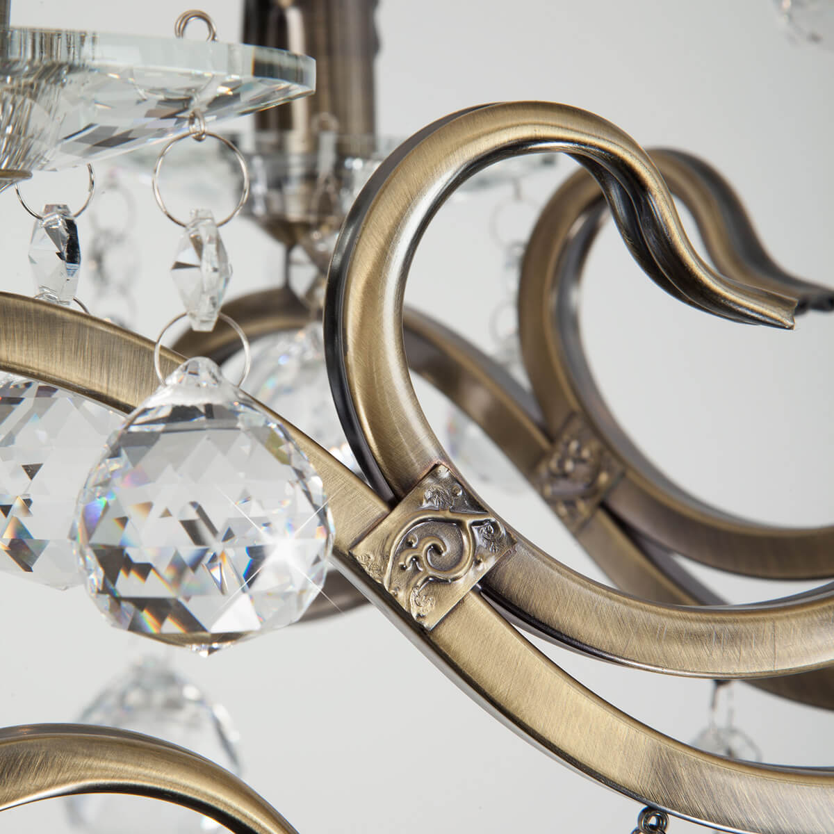 Потолочная люстра Eurosvet 12505/6 античная бронза Strotskis