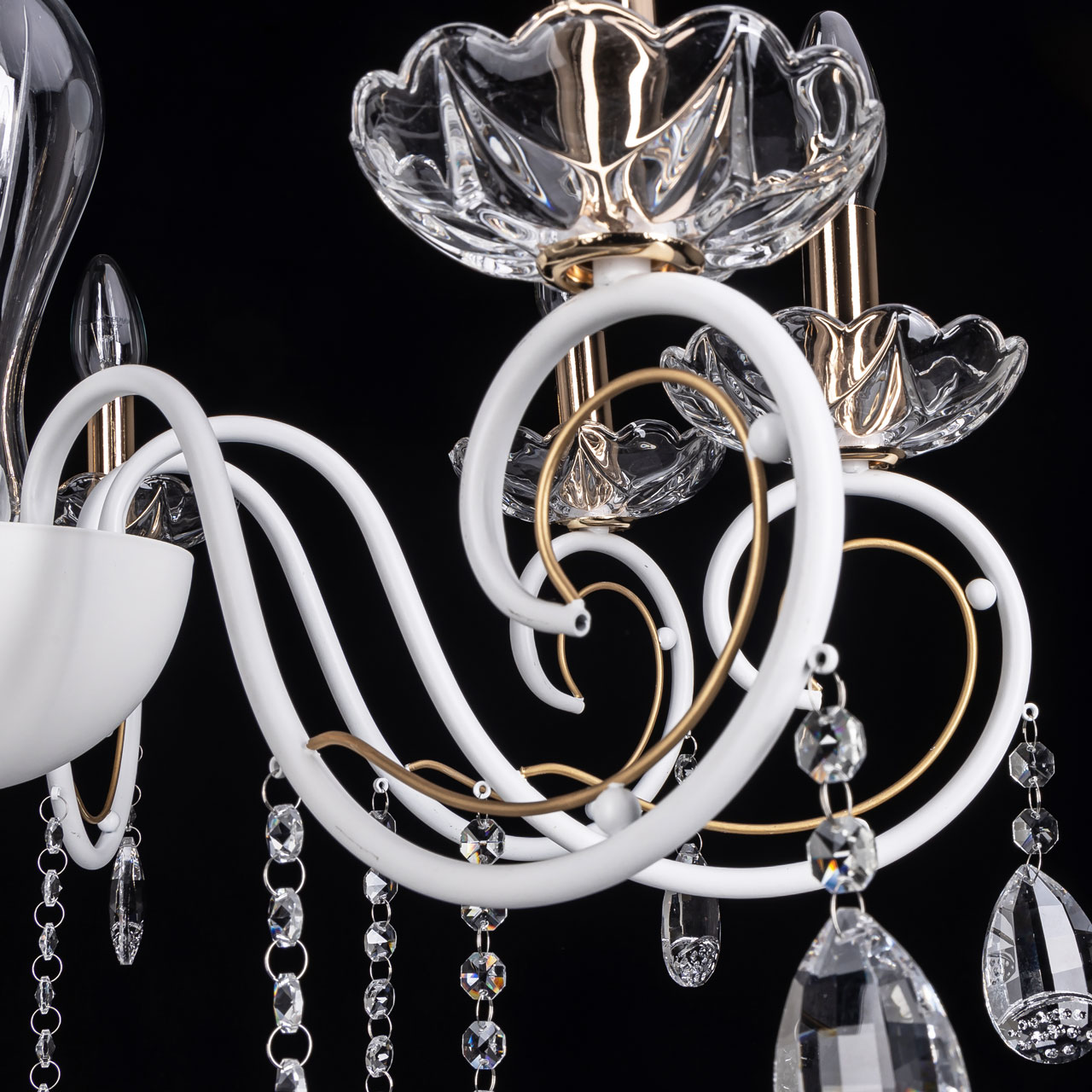 Подвесная люстра De Markt Свеча 683015008 в Москве