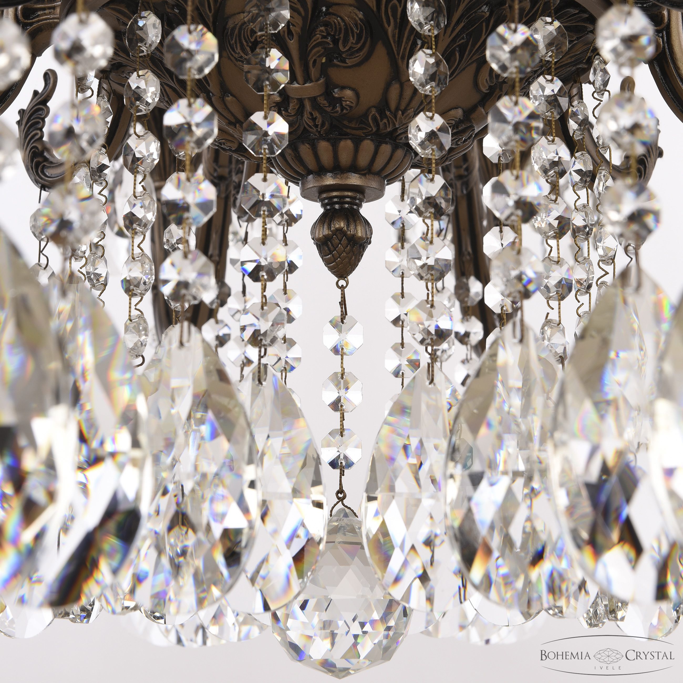 Подвесная люстра Bohemia Ivele Crystal AL79101/12+6/300/2D A SGB