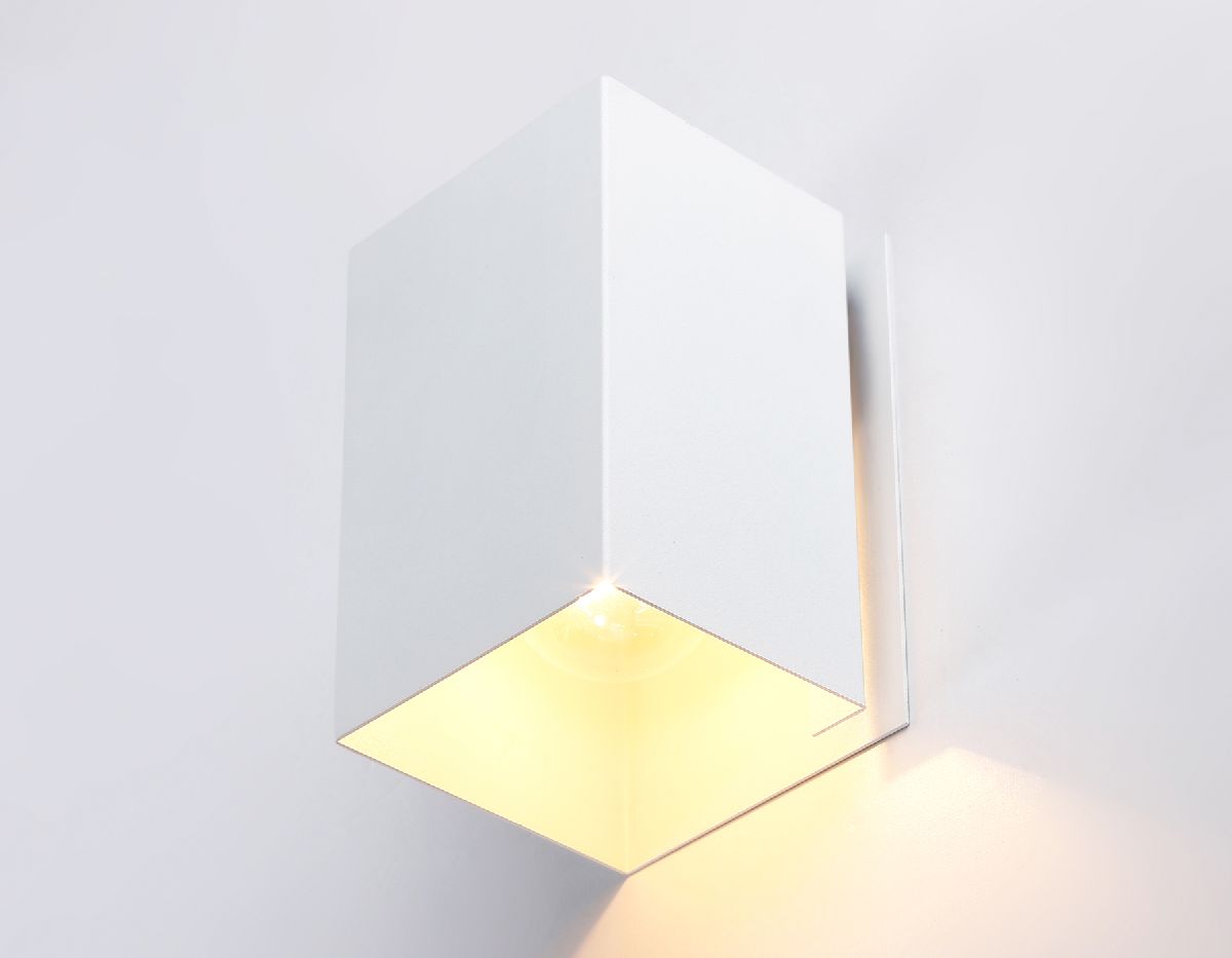 Настенный светильник Ambrella Light Techno spot TN5111