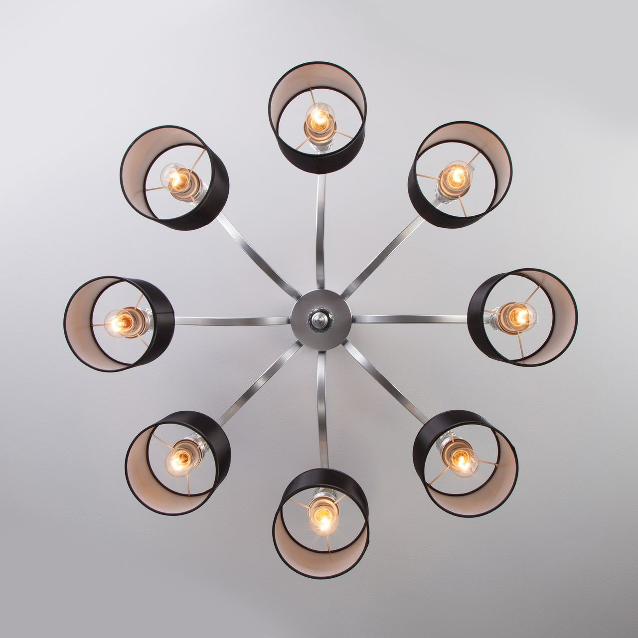 Потолочная люстра Eurosvet Ofelia 60070/8 серебро