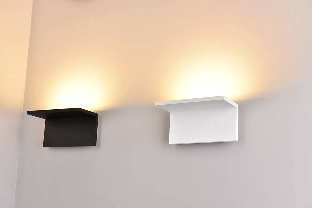 Настенный светильник DesignLed GW-6817-12-BL-WW 003216