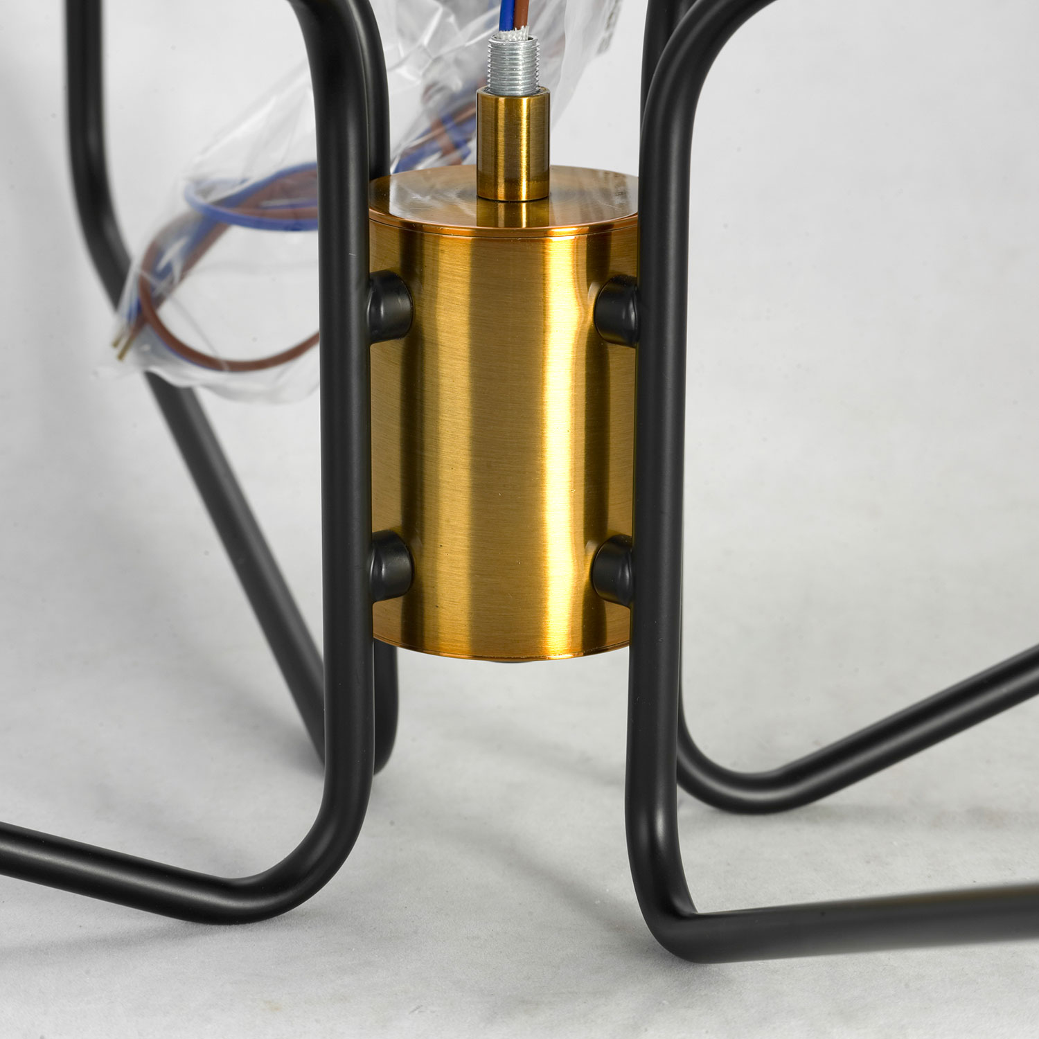 Люстра на штанге Lussole LOFT ONTARIO GRLSP-8293