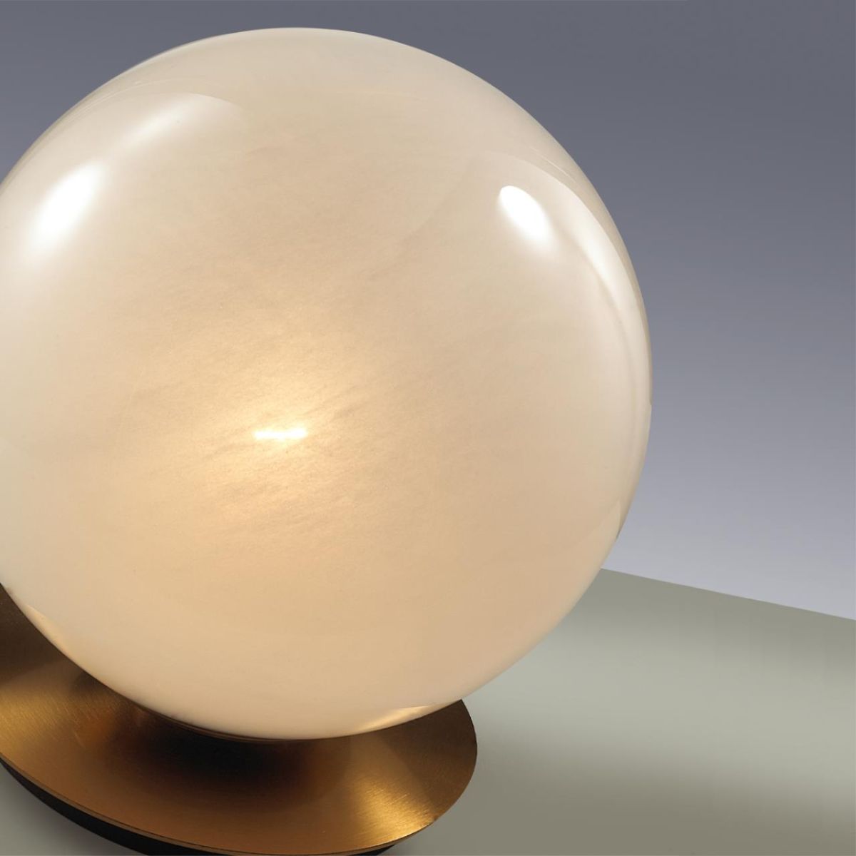 Настольная лампа Odeon Light Midcent Magia 7109/1TL